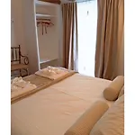 Casa Morel * موريلا